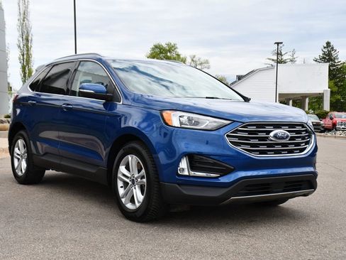 Used 2020 Ford Edge SEL w/ Convenience Package AWD/4WD image 9