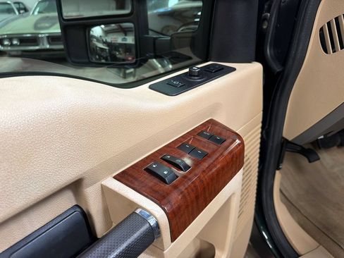 Used 2012 Ford F250 King Ranch w/ Skid Plate Pkg AWD/4WD image 30