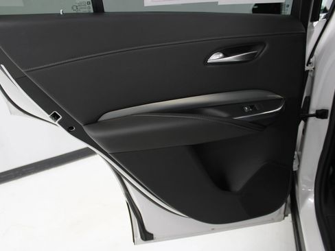 Used 2020 Cadillac XT4 Premium Luxury image 35