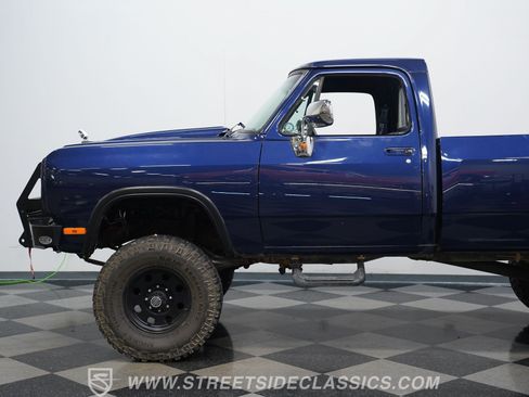 Used 1988 Dodge D/W Truck 250 AWD/4WD image 23