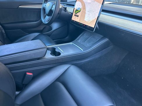 Used 2021 Tesla Model 3 Standard Range Plus RWD image 14