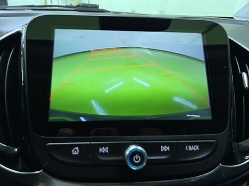 Used 2017 Chevrolet Volt Premier w/ Driver Confidence II Package FWD image 22