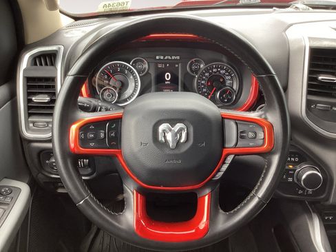 Used 2019 RAM 1500 Big Horn AWD/4WD image 17