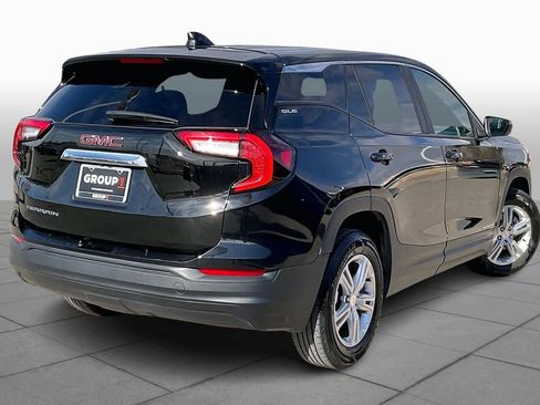 Used 2024 GMC Terrain SLE image 13