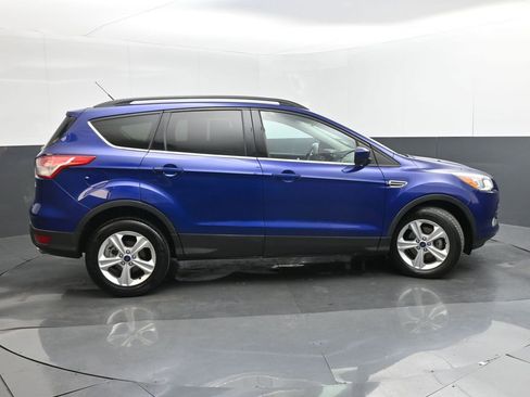 Used 2014 Ford Escape SE w/ Equipment Group 201A image 6