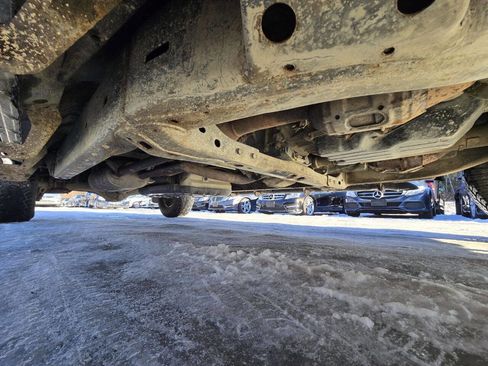 Used 2011 Toyota Tundra 4x4 Double Cab image 23