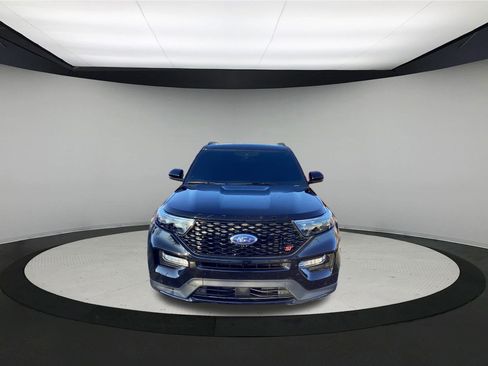 Used 2024 Ford Explorer ST w/ Equipment Group 401A image 3