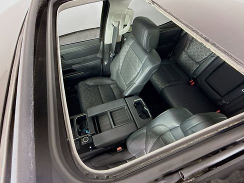 Used 2024 Toyota Tundra Limited image 14