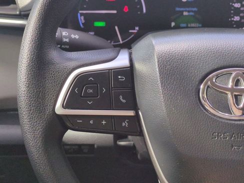 Used 2021 Toyota Sienna LE image 23