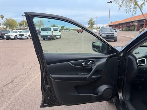 Used 2015 Nissan Rogue SL w/ SL Premium Package image 21