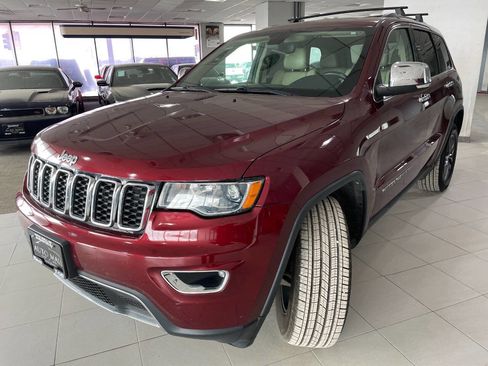 Used 2018 Jeep Grand Cherokee Limited w/ Trailer Tow Group IV image 3