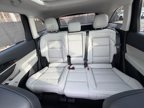 New 2026 Lincoln Nautilus Reserve image 37