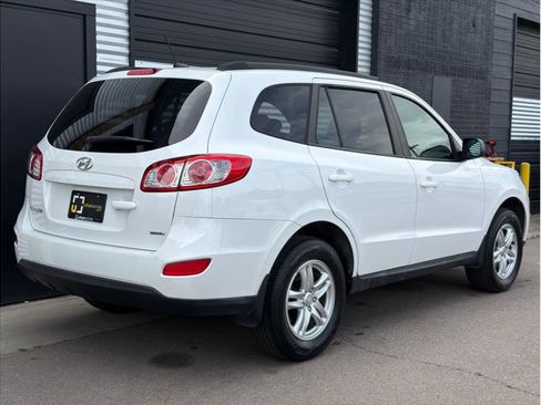 Used 2012 Hyundai Santa Fe GLS AWD/4WD image 3