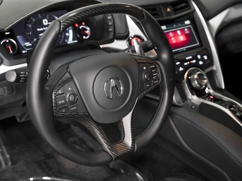 Used 2017 Acura NSX image 39