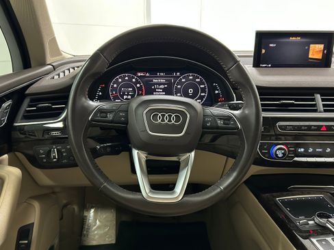 Used 2019 Audi Q7 3.0T Prestige w/ Prestige Package AWD/4WD image 13