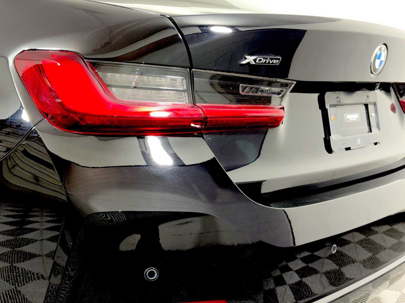 Used 2023 BMW 330i xDrive Sedan w/ Driving Assistance Package AWD/4WD image 27