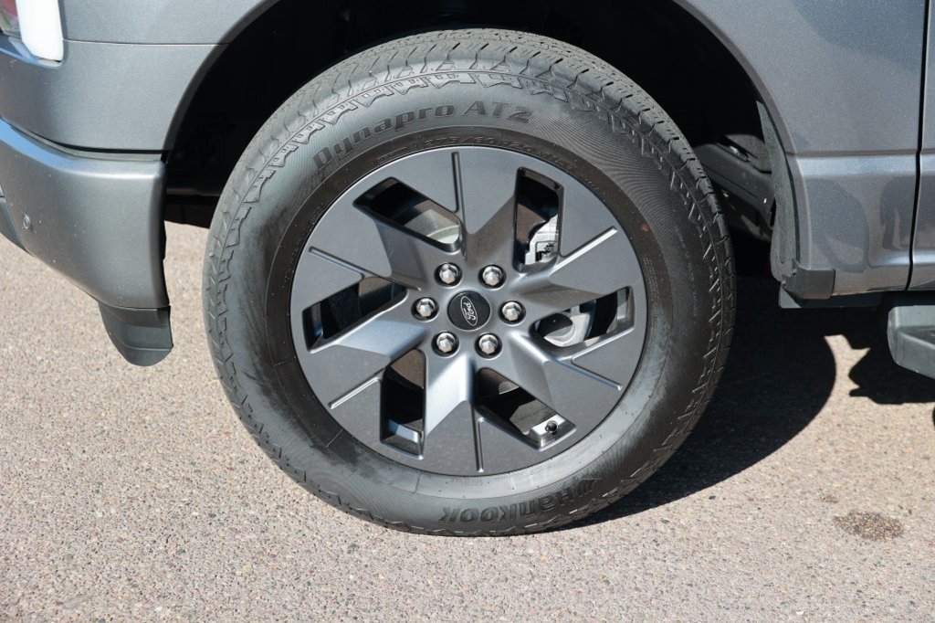 Used 2025 Ford F150 Lightning Flash AWD/4WD image 14