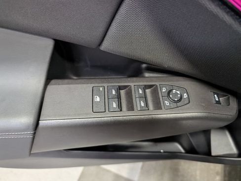 Used 2025 BMW X3 xDrive30i AWD/4WD image 13