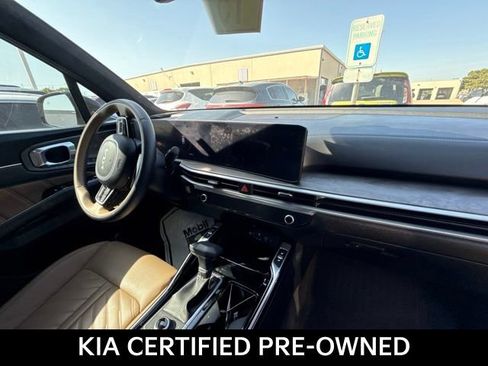 Certified 2025 Kia Sorento SX Prestige w/ Olive Brown Leather Package AWD/4WD image 7