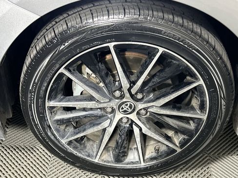 Used 2024 Toyota Camry SE w/ Blackout Package (TMS) image 9