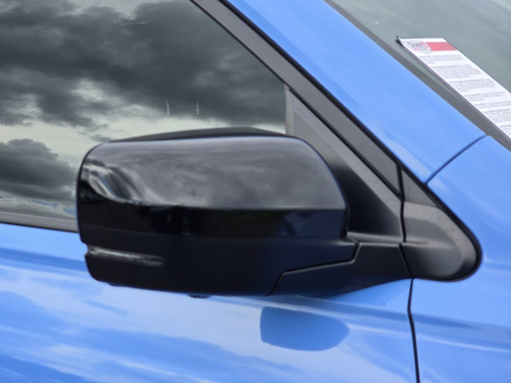 Used 2025 Honda Pilot TrailSport image 14