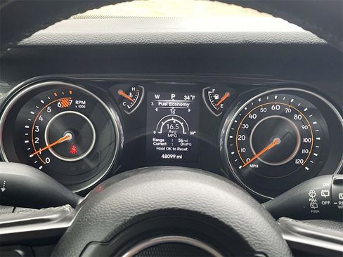 Used 2021 Jeep Wrangler Unlimited Sport image 18