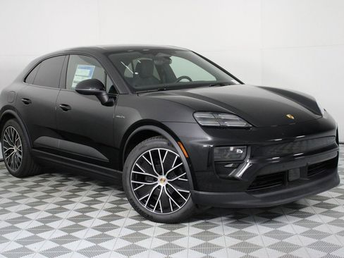 New 2026 Porsche Macan Electric RWD image 9