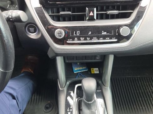 Used 2023 Toyota Corolla Cross LE FWD image 10