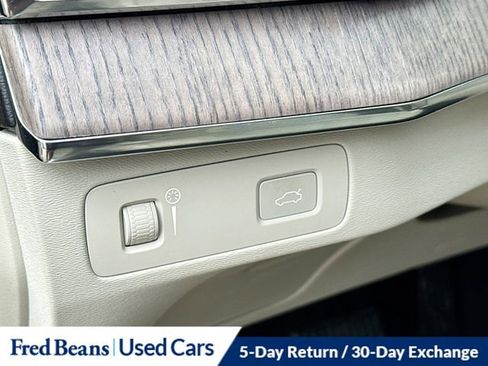 Used 2022 Volvo XC90 T6 Inscription w/ Advanced Package image 11