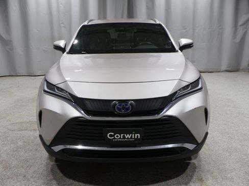 Used 2021 Toyota Venza XLE w/ Softex Package AWD/4WD image 9