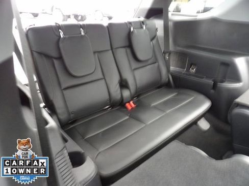 Certified 2022 Ford Explorer Limited w/ Limited Technology Package image 31