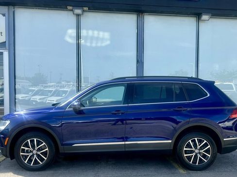 Used 2021 Volkswagen Tiguan SEL AWD/4WD image 2