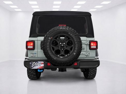 Used 2023 Jeep Wrangler Unlimited w/ Cold Weather Group AWD/4WD image 7