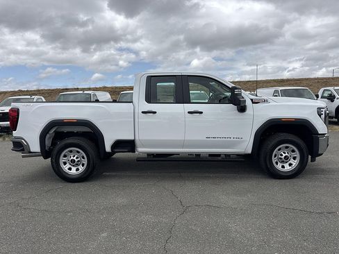 New 2026 GMC Sierra 2500 Pro w/ 1SA Pro Safety Plus Package AWD/4WD image 3