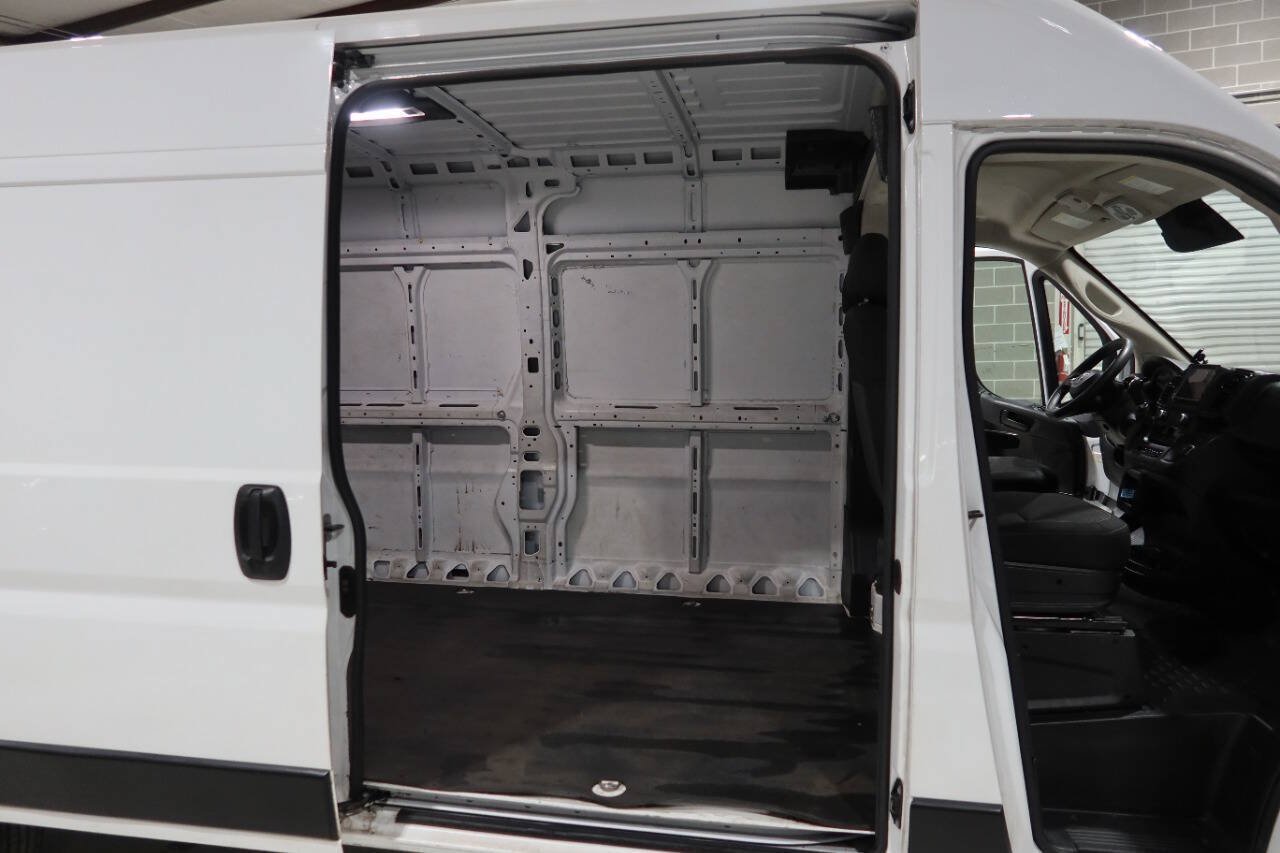 Used 2023 RAM ProMaster 3500 w/ Driver Convenience Group FWD image 15