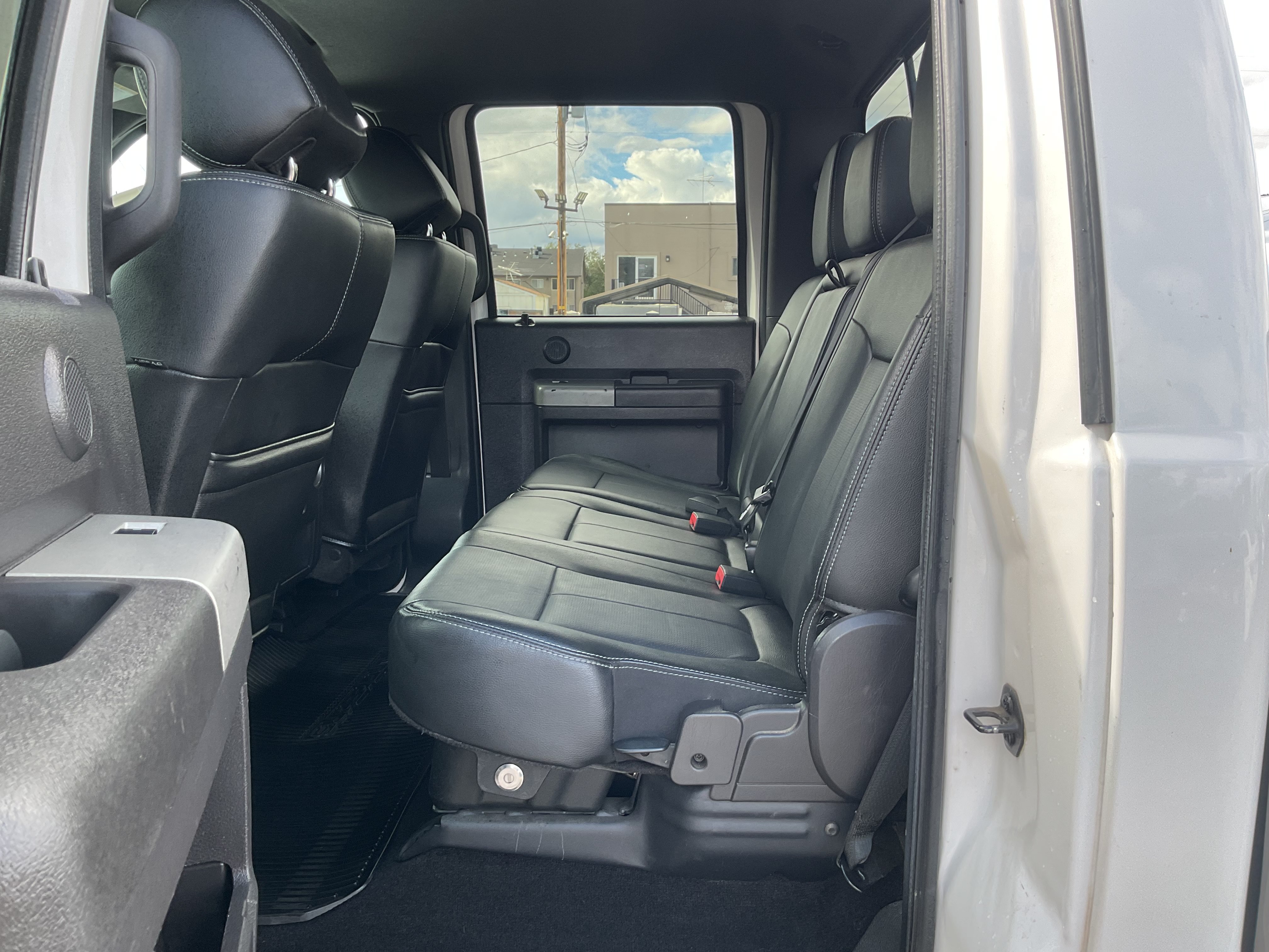 Used 2016 Ford F250 Lariat w/ Lariat Ultimate Package AWD/4WD image 14