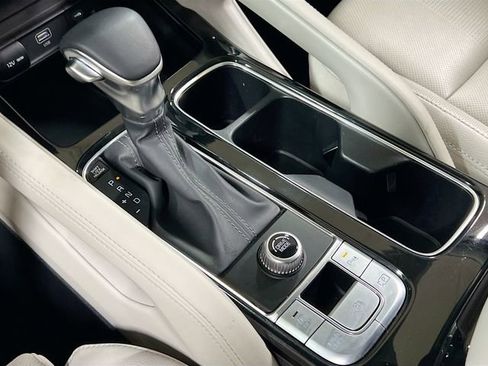 Certified 2023 Kia Telluride SX image 17