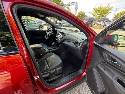 Used 2024 Chevrolet Equinox RS w/ RS Leather Package AWD/4WD image 15