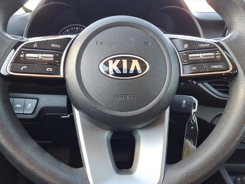 Used 2020 Kia Forte LXS image 23