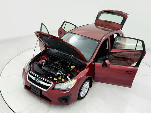 Used 2014 Subaru Impreza 2.0i Premium w/ All-Weather Package w/CVT AWD/4WD image 21