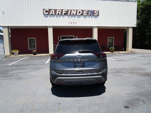 Used 2023 Nissan Rogue SV FWD image 4