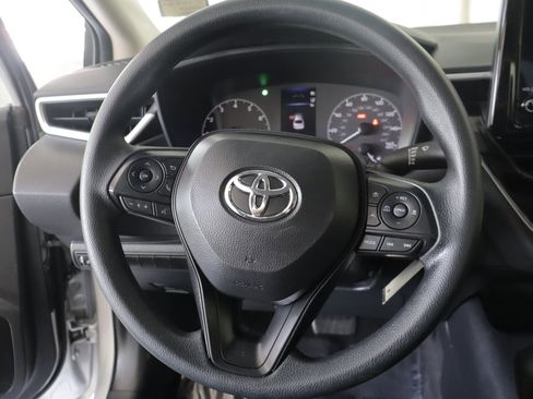 Used 2024 Toyota Corolla LE FWD image 12