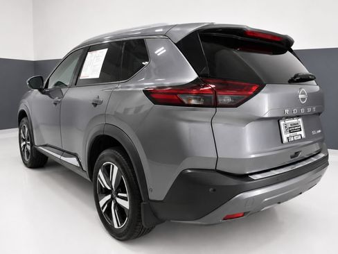 Certified 2023 Nissan Rogue SL w/ SL Premium Package AWD/4WD image 3