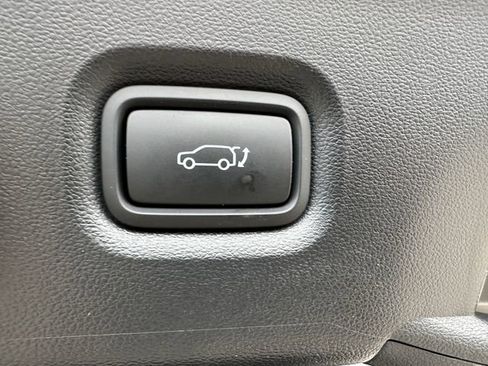 Used 2024 Hyundai Ioniq 5 SEL image 12