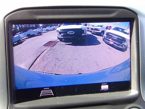 Used 2020 Chevrolet Silverado 1500 LT w/ Convenience Package image 24