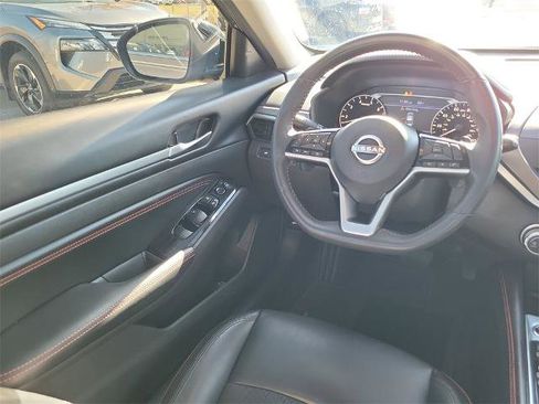Certified 2023 Nissan Altima 2.5 SR image 20
