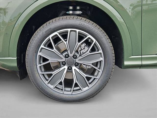 New 2026 Audi Q5 Premium Plus AWD/4WD image 10