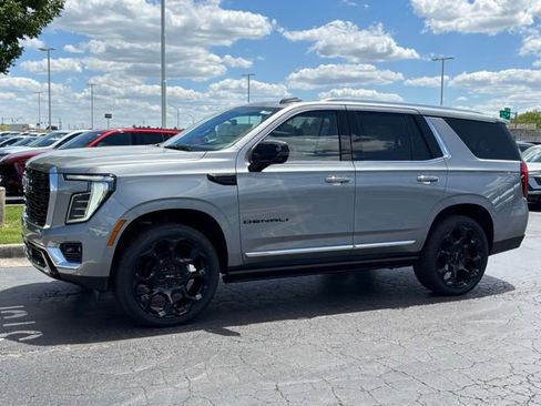 New 2026 GMC Yukon Denali w/ Denali Reserve Package AWD/4WD image 2