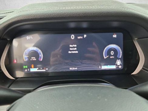 Used 2024 Jeep Grand Cherokee Limited w/ Luxury Tech Group II AWD/4WD image 11