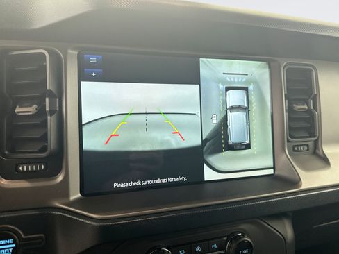 Used 2023 Ford Bronco Outer Banks AWD/4WD image 15